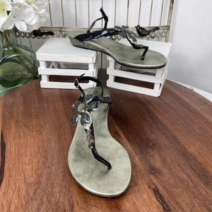 Breckelle’s Blenda Womens Thong Sandals size 8.5.